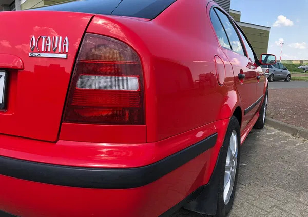 wielkopolskie Skoda Octavia cena 11900 przebieg: 180500, rok produkcji 1998 z Września